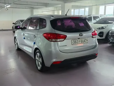 Kia Carens 2016, 226000 км, за 2276.87 USD