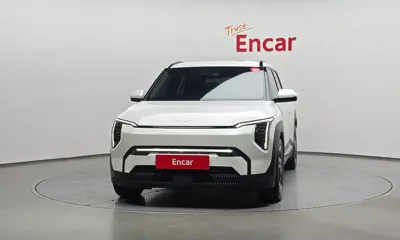 Kia EV3 2025, 30328 км, за 23767.65 USD