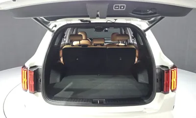 Kia Sorento 2023, 66984 км, за 21136.93 USD - фото 20