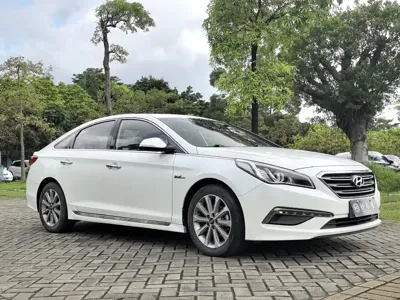 Hyundai Sonata 2015, 40000 км, за 6895.63 USD