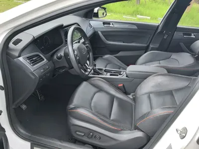 Hyundai Sonata 2015, 40000 км, за 6895.63 USD - фото 11