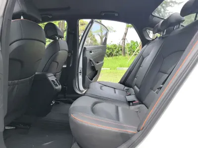 Hyundai Sonata 2015, 40000 км, за 6895.63 USD - фото 17