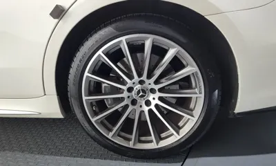 Mercedes-Benz S-Class 2023, 69640 км, за 51940.44 USD - фото 21
