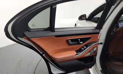 Mercedes-Benz S-Class 2023, 69640 км, за 51940.44 USD - фото 25