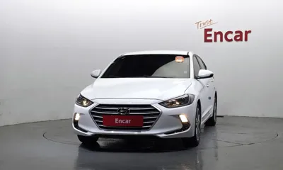 Hyundai Avante 2018, 136379 км, за 5441.78 USD