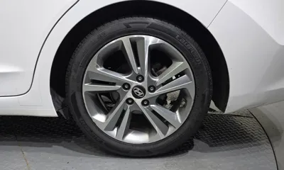Hyundai Avante 2018, 136379 км, за 5441.78 USD - фото 21