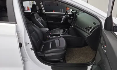 Hyundai Avante 2018, 136379 км, за 5441.78 USD - фото 26