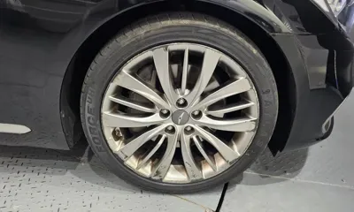 Genesis G80 2017, 120626 км, за 9976.87 USD