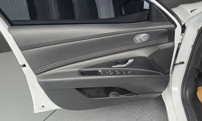 Hyundai Avante 2023, 29691 км, за 11230.84 USD - фото 24