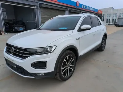 Volkswagen T-Roc · 2022 год