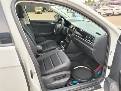 Volkswagen T-Roc 2022, 19000 км, за 18565.16 USD