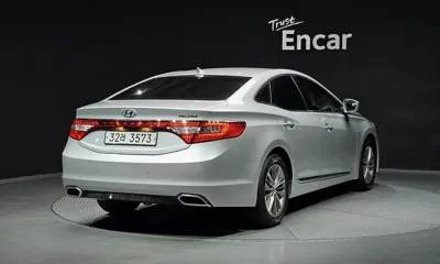 Hyundai Grandeur 2015, 49633 км, за 6188.93 USD