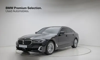 BMW 5-Series · 2021 год