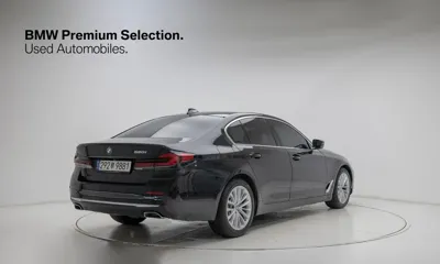 BMW 5-Series 2021, 87470 км, за 20152.11 USD