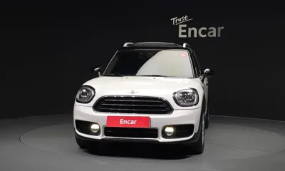 MINI Countryman 2018, 94459 км, за 7877.12 USD
