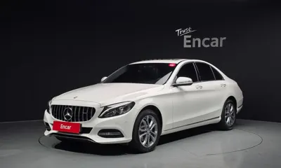 Mercedes-Benz C-Class · 2015 год