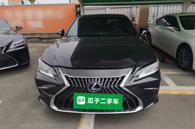 Lexus ES 2021, 93300 км, за 31771 USD