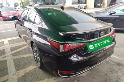 Lexus ES 2021, 93300 км, за 31771 USD