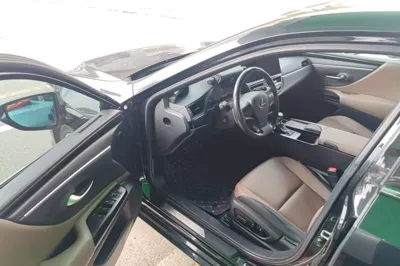 Lexus ES 2021, 93300 км, за 31771 USD - фото 18