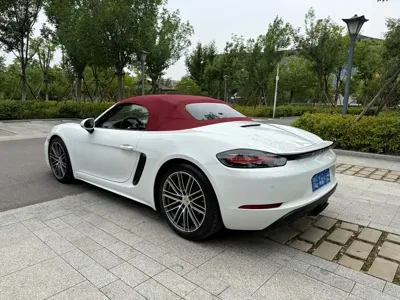 Porsche 718 2018, 97000 км, за 33842.78 USD