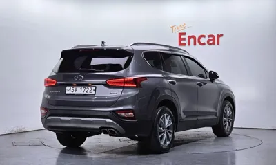 Hyundai Santafe 2019, 35682 км, за 12078.25 USD
