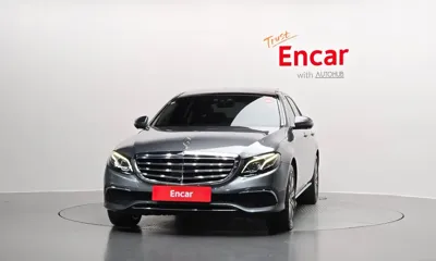 Mercedes-Benz E-Class 2019, 62839 км, за 23318.44 USD