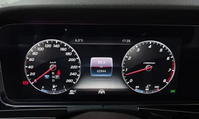 Mercedes-Benz E-Class 2019, 62839 км, за 23318.44 USD - фото 8