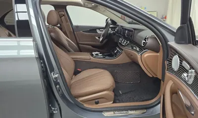 Mercedes-Benz E-Class 2019, 62839 км, за 23318.44 USD - фото 11