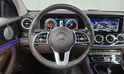 Mercedes-Benz E-Class 2019, 62839 км, за 23318.44 USD - фото 13