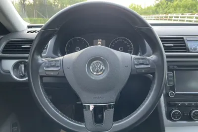 Volkswagen Passat 2015, 90000 км, за 8782 USD - фото 7