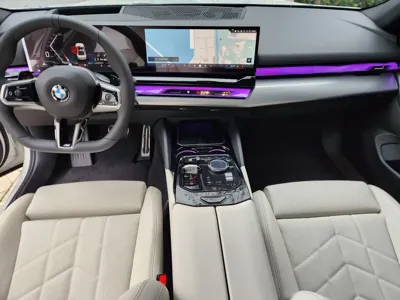 BMW 5-Series 2026, 2550 км, за 22582.76 USD - фото 7