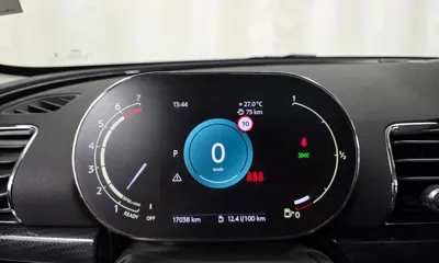 MINI Clubman 2024, 17038 км, за 22443.42 USD - фото 8