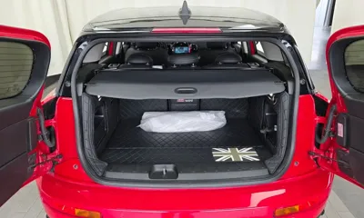 MINI Clubman 2024, 17038 км, за 22443.42 USD - фото 20