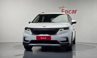 Kia Canival 2021, 144231 км, за 12151.86 USD