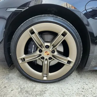 Porsche Taycan 2025, 30000 км, за 80412.24 USD