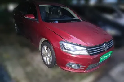 Volkswagen Bora 2014, 97300 км, за 3861 USD