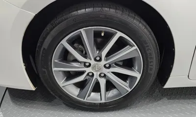 Lexus ES 2016, 75771 км, за 17133.56 USD