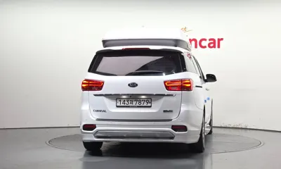 Kia Canival 2019, 101883 км, за 13784.95 USD