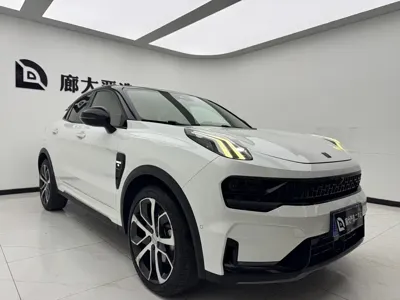 Lynk & Co 05 2021, 73400 км, за 10005.69 USD