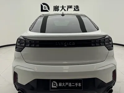 Lynk & Co 05 2021, 73400 км, за 10005.69 USD