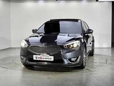 Kia K7 2015, 192716 км, за 2604.67 USD