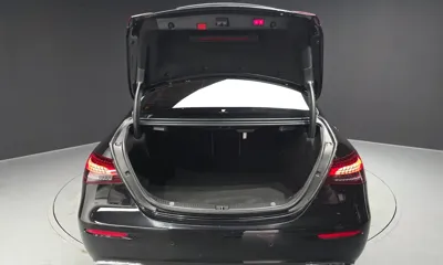 Mercedes-Benz E-Class 2021, 91102 км, за 26098.44 USD - фото 20