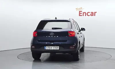 Hyundai Venue 2022, 77819 км, за 10618.9 USD