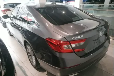 Honda Accord 2018, 103200 км, за 15172 USD