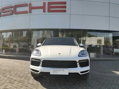 Porsche Cayenne Hybrid 2020, 63000 км, за 54148.45 USD