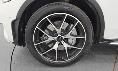 Mercedes-Benz GLC-Class 2022, 26368 км, за 35488.69 USD