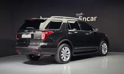 Ford Explorer 2015, 97382 км, за 6174.46 USD