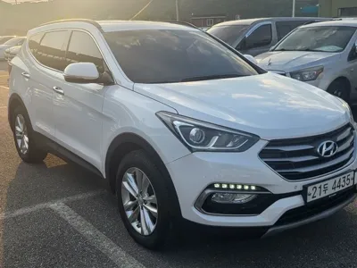 Hyundai Santafe 2018, 92273 км, за 8270.97 USD