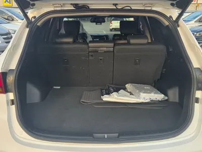 Hyundai Santafe 2018, 92273 км, за 8270.97 USD
