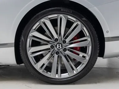 Bentley Continental 2025, 3402 км, за 270895.24 USD